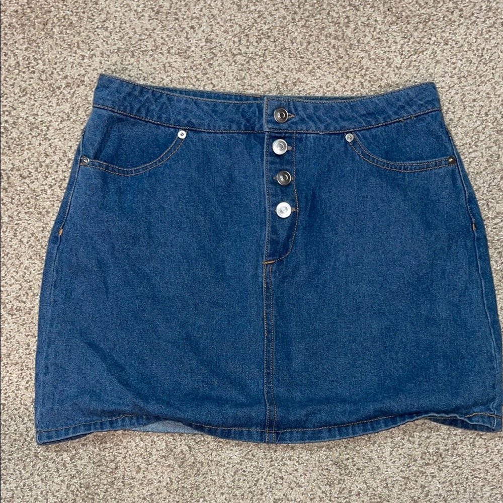 NWOT Forever 21 Dark Blue Denim Mini Skirt